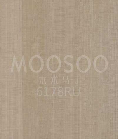 Odolná podlaha z bílého jasanu