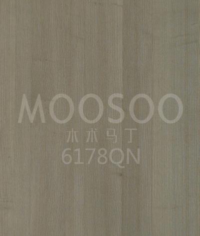 Drátem broušené panely z bílého jasanu