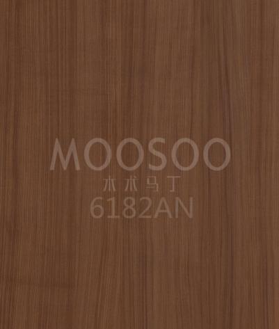 Drátem kartáčované panely ze zlatého teakového dřeva