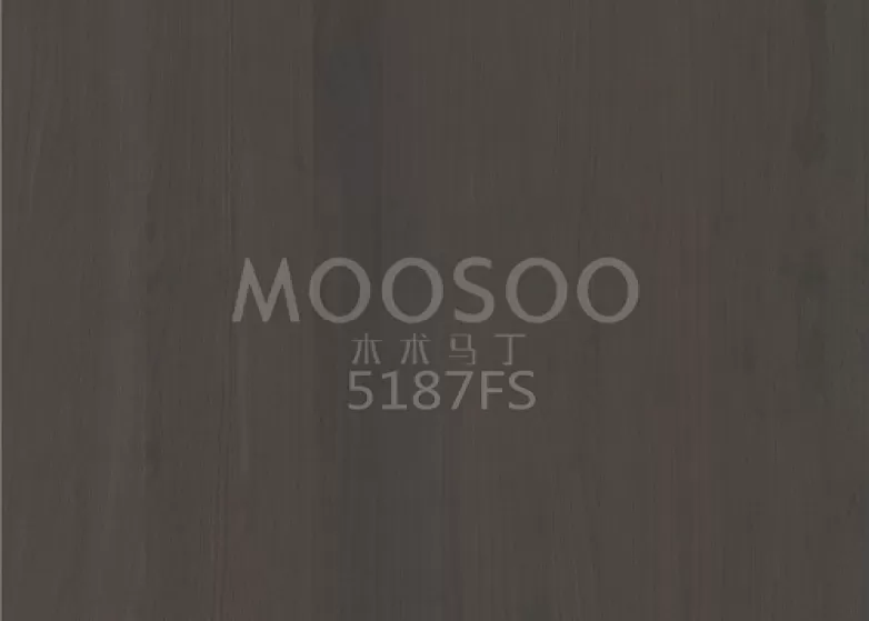 Co jsou prémiové panely s bílým jilmem s drátěným kartáčem?