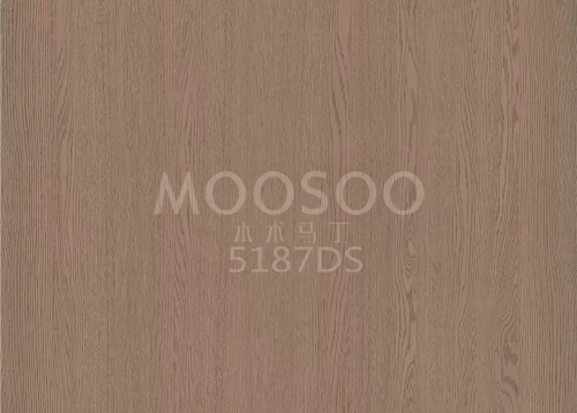 Rustikální panel z bílého jilmového dřeva: nadčasová elegance se setkává s moderní funkčností